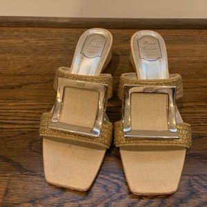 Beautiful Roger Vivier Sandals! Size 39.5 (fits true 9-9.5)